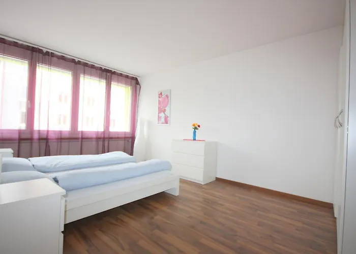 Swiss Star Oerlikon Station - Self Check-in Hotel Zurich